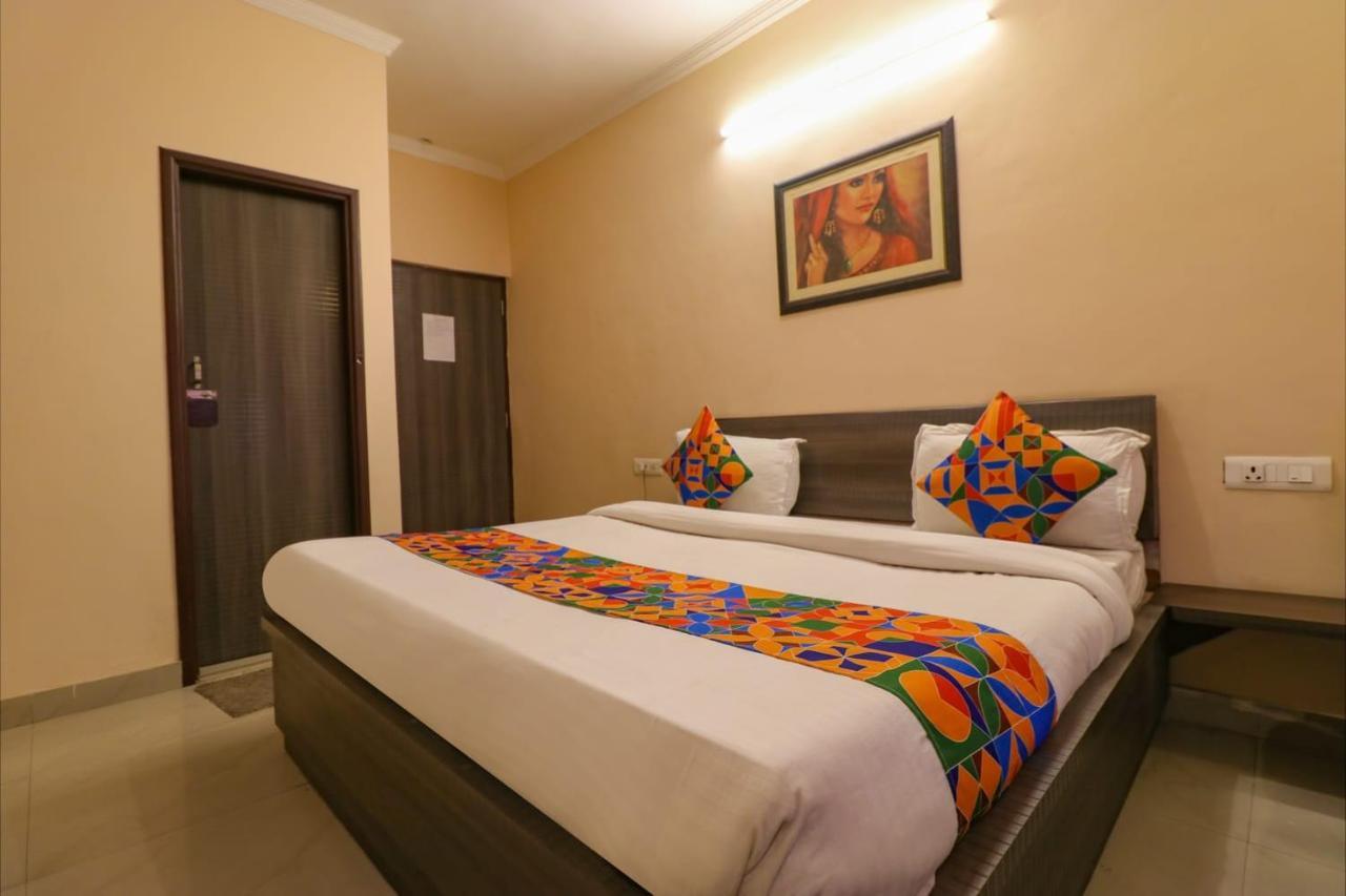Hotel Golden Sunrise Inn 암리차르 외부 사진