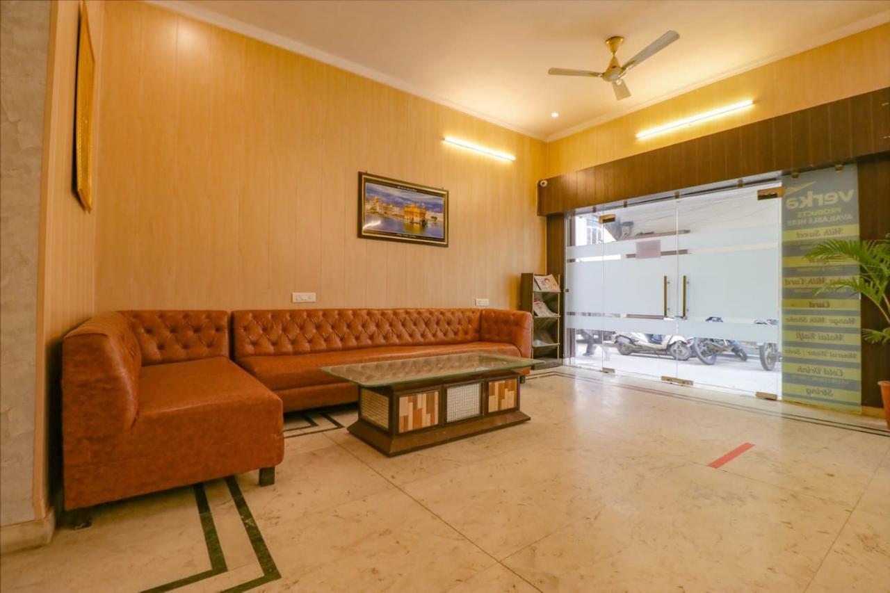 Hotel Golden Sunrise Inn 암리차르 외부 사진